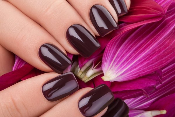 thumbnail_depositphotos_87189994-stock-photo-dark-red-nail-polish